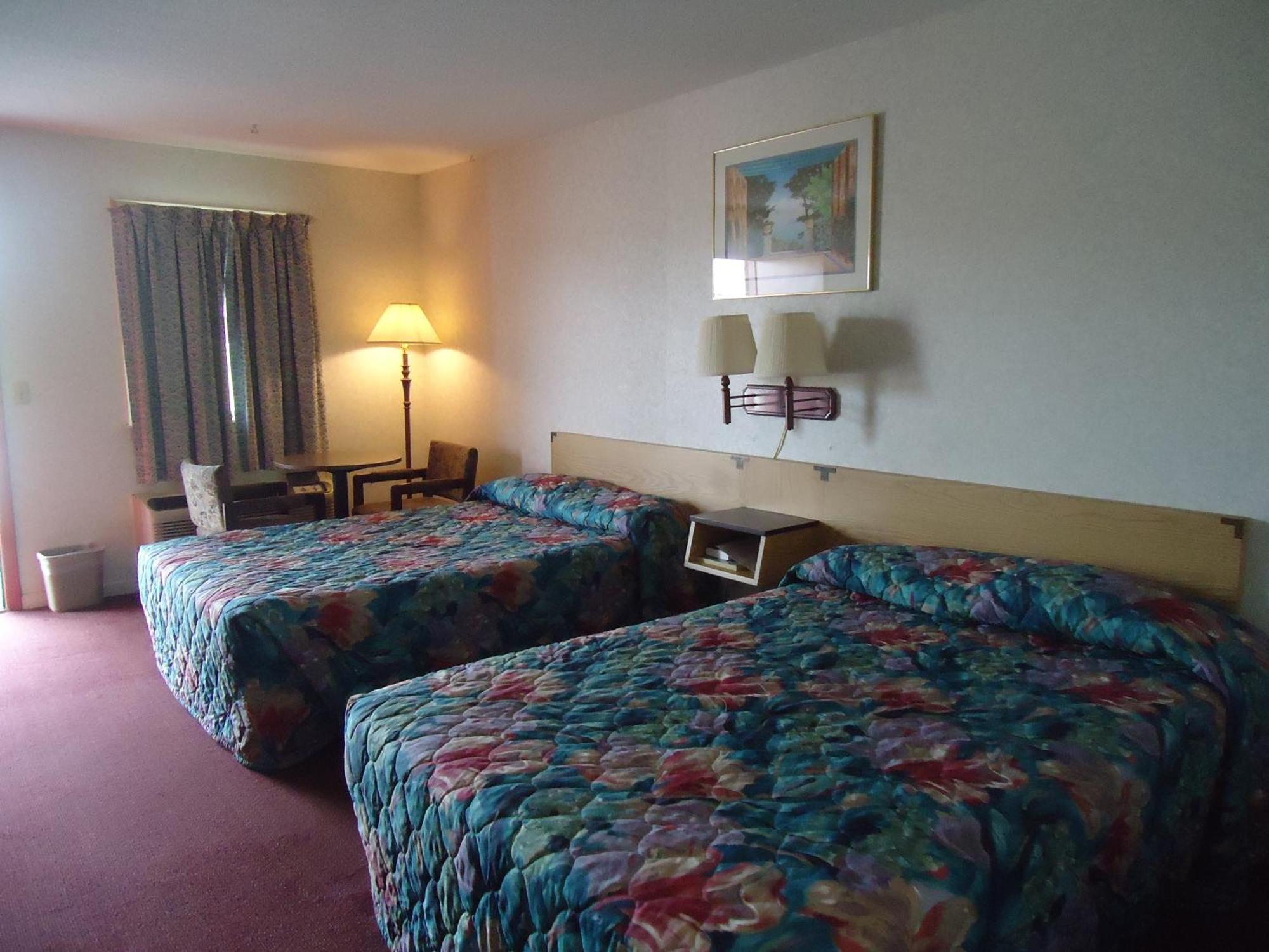 Welborn Motel - Hamptonville Екстер'єр фото